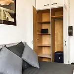 Guest house La Coloc Du 40: Premium Shared Living Near Geneva 3*